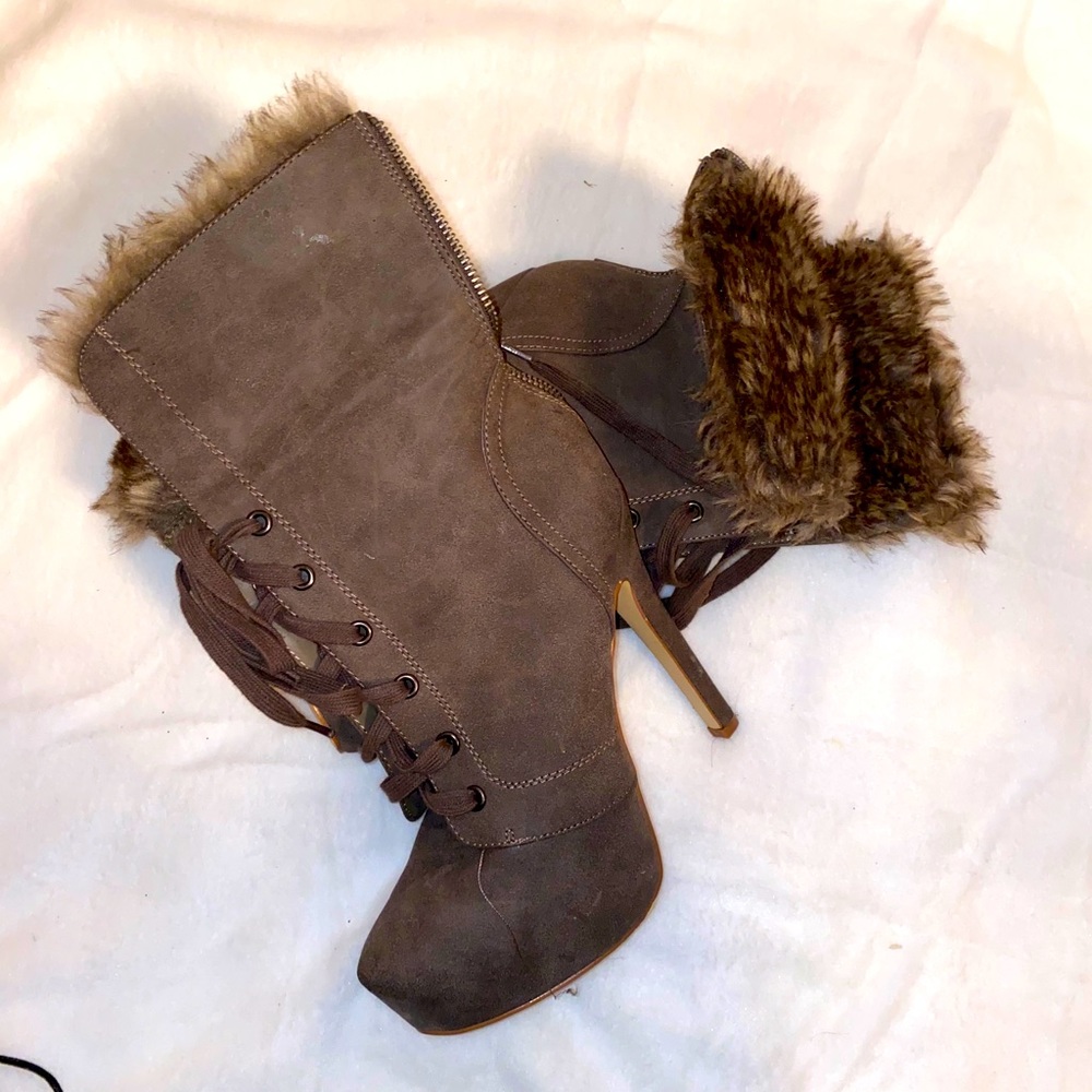 Women boots